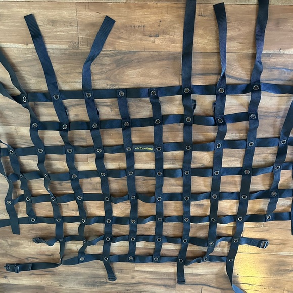 Dirty Dog Pet Cargo Net - Picture 4 of 12